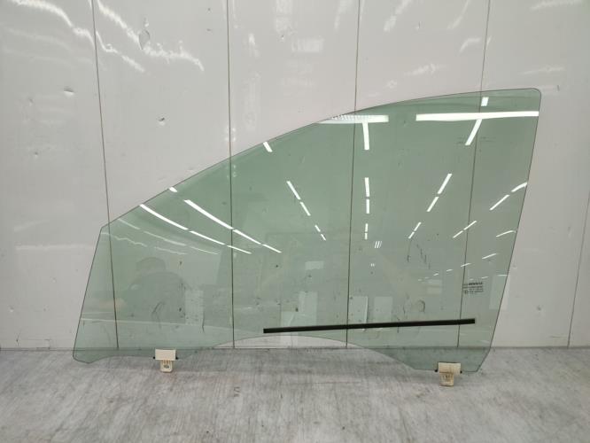 Vitre avant gauche RENAULT MEGANE 3 PHASE 2 BREAK Diesel