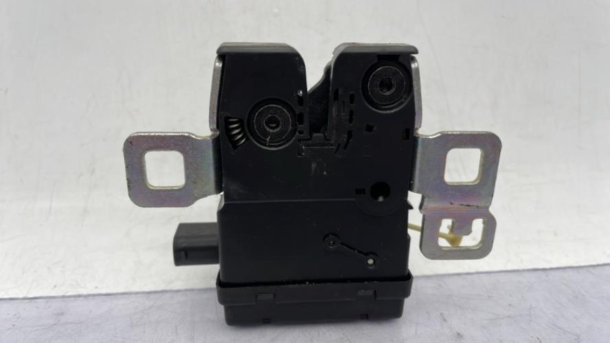 Serrure de coffre MINI MINI 2 R56 PHASE 1 Essence