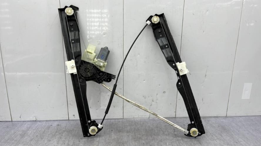 Leve vitre electrique avant droit PEUGEOT 308 2 PHASE 1 Diesel