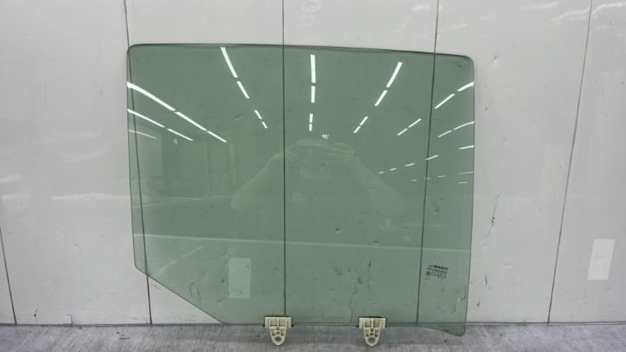 Vitre arriere droit RENAULT MEGANE 3 PHASE 1 Diesel