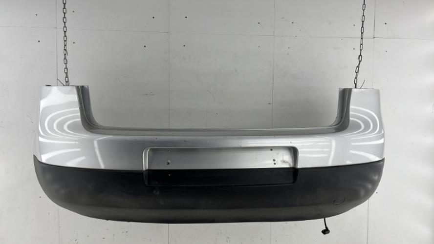 Pare choc arriere VOLKSWAGEN GOLF 5 Essence