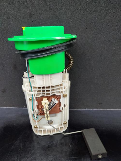 Pompe immergee VOLKSWAGEN GOLF 5 Essence