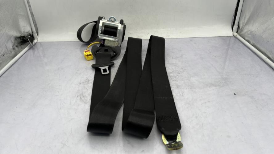 Ceinture avant droit VOLKSWAGEN GOLF 5 Essence