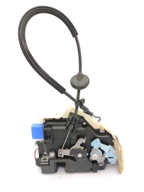 Serrure avant droit VOLKSWAGEN GOLF 5 Essence