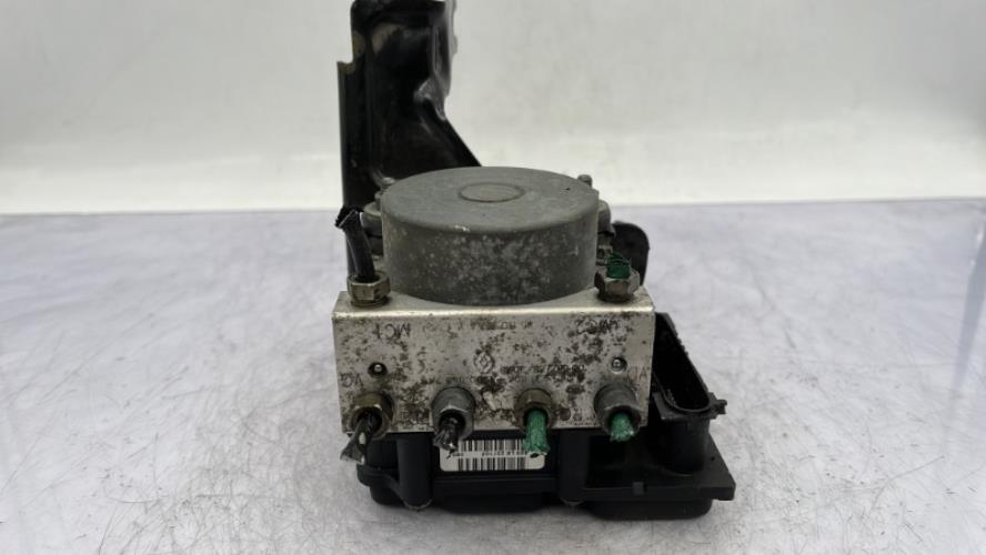 Bloc ABS (freins anti-blocage) RENAULT CLIO 3 PHASE 1 Diesel