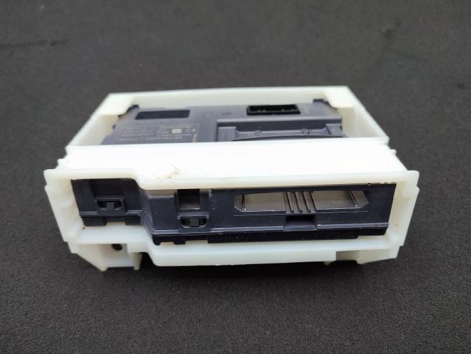 Lecteur de carte (neiman) RENAULT CAPTUR 1 PHASE 1 Essence