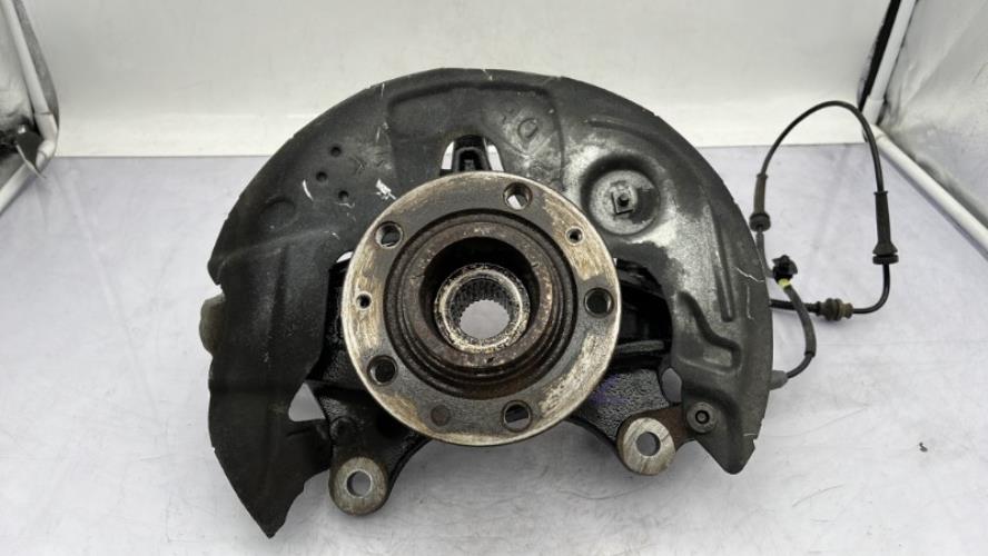 Fusee avant droit PEUGEOT 308 2 SW PHASE 2 BREAK Diesel