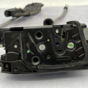 Serrure avant droit VOLKSWAGEN POLO 5 PHASE 1 Diesel