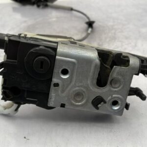 Serrure avant droit PEUGEOT 2008 1 PHASE 1 Diesel