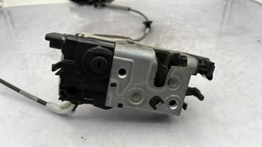 Serrure avant droit PEUGEOT 2008 1 PHASE 1 Diesel