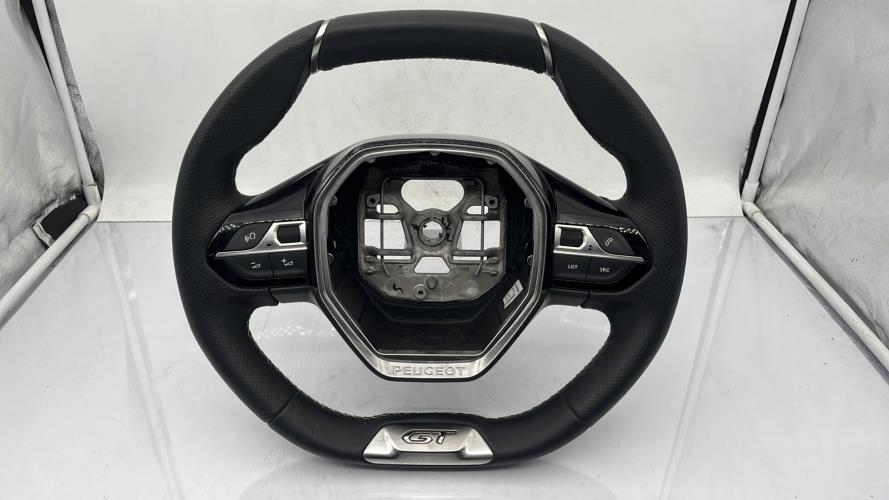 Volant PEUGEOT 2008 2 PHASE 1 Diesel