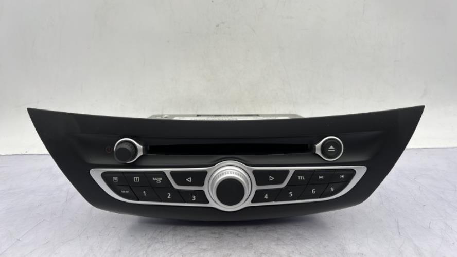 Autoradio d'origine RENAULT LAGUNA 3 PHASE 2 Diesel