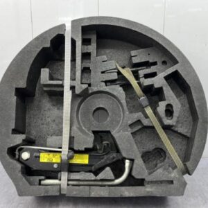 Cric (Ensemble depannage) VOLKSWAGEN GOLF 5 Diesel