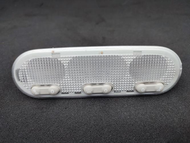 Eclairage de plafonnier NISSAN JUKE 1 PHASE 1 Diesel