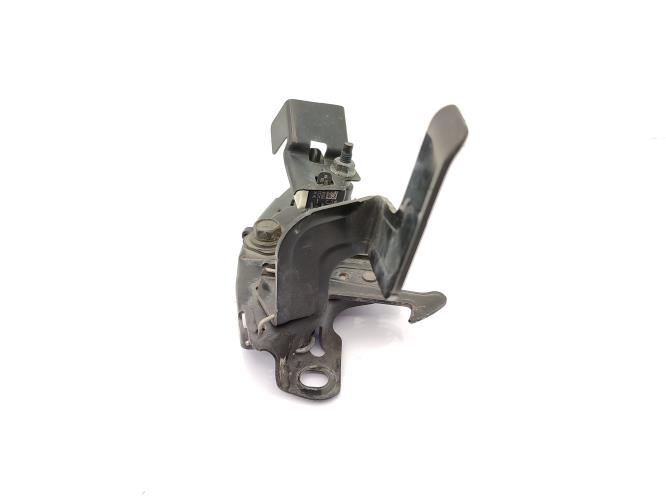 Serrure de capot NISSAN JUKE 1 PHASE 1 Diesel