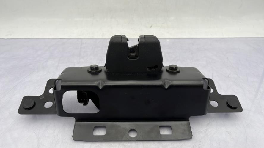 Serrure de coffre PEUGEOT 208 1 PHASE 1 Diesel