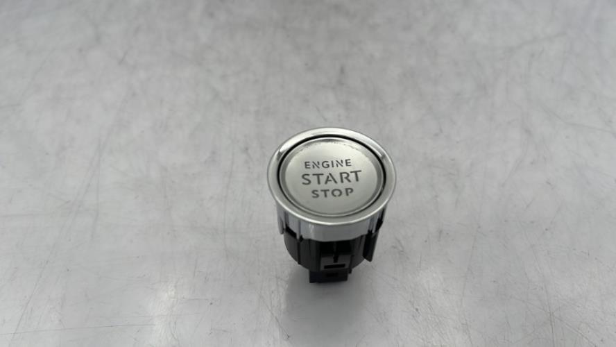 Bouton de demarrage PEUGEOT 308 2 SW PHASE 2 BREAK Diesel