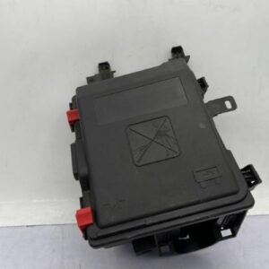 Boite à fusibles PEUGEOT 308 2 SW PHASE 2 BREAK Diesel