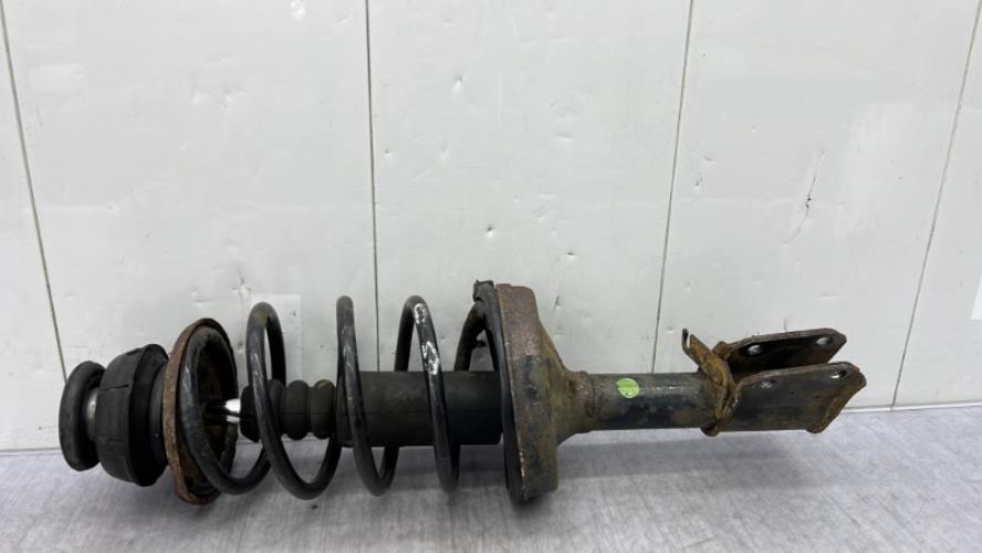 Amortisseur avant gauche RENAULT CLIO 2 PHASE 2 Essence