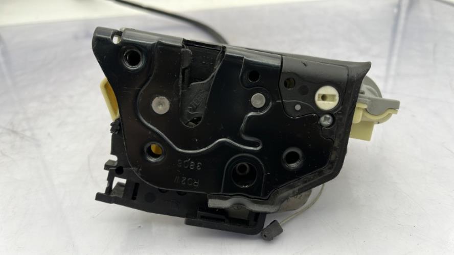 Serrure avant droit VOLKSWAGEN EOS CABRIO PHASE 1 Essence