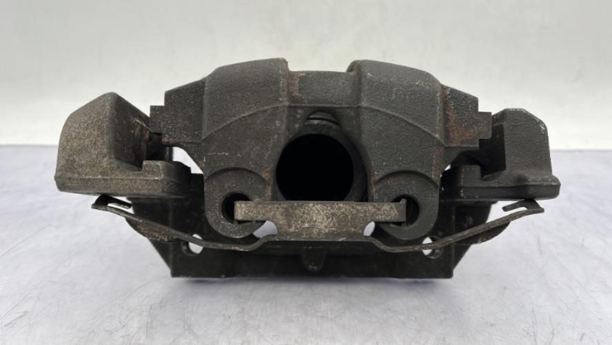 Etrier avant gauche (freinage) BMW SERIE 1 E87 PHASE 1 Diesel