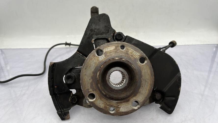 Fusee avant droit FIAT PANDA 2 PHASE 1 Essence