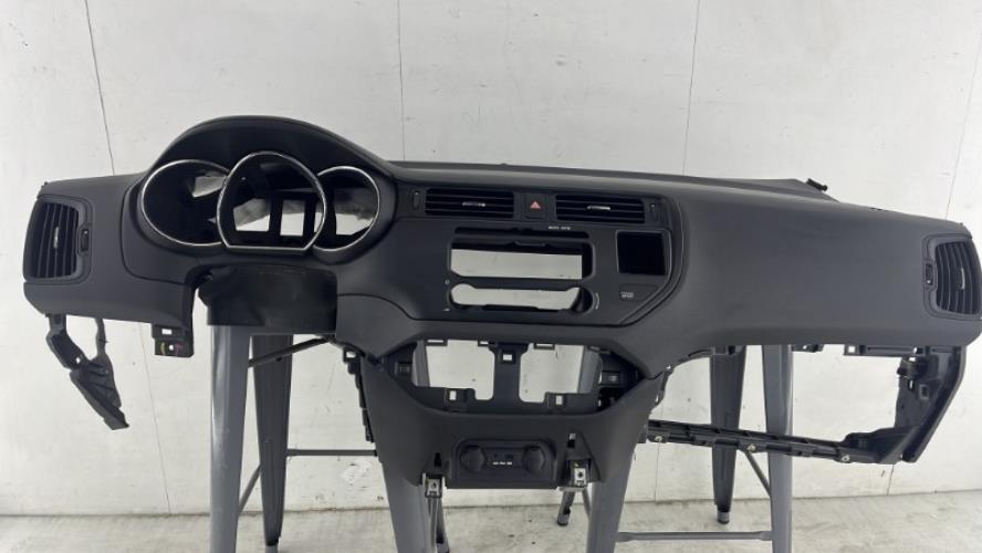 Tableau de bord KIA RIO 3 PHASE 1 Diesel