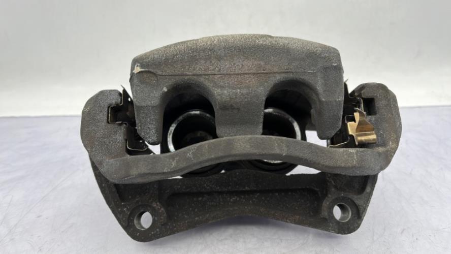 Etrier avant gauche (freinage) NISSAN QASHQAI 1 PHASE 2 Diesel