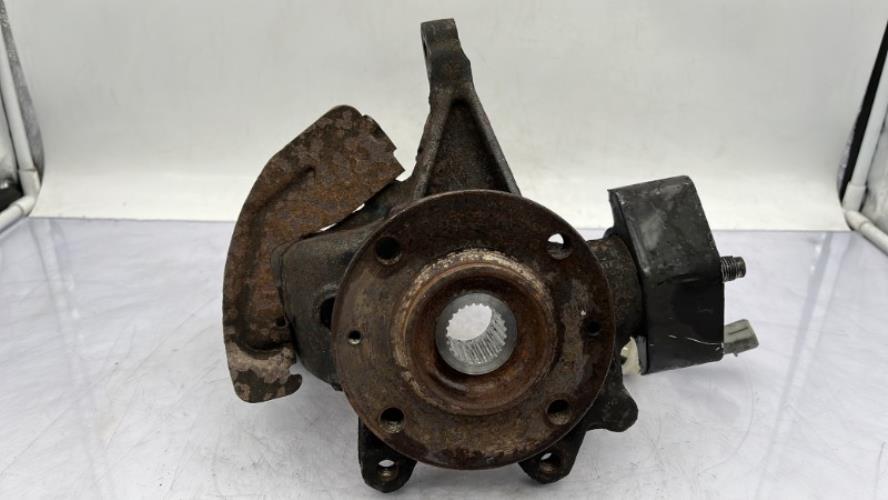 Fusee avant gauche PEUGEOT 406 COUPE Essence