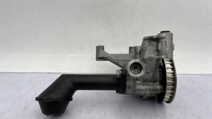 Pompe à huile VOLKSWAGEN POLO 5 PHASE 1 Diesel