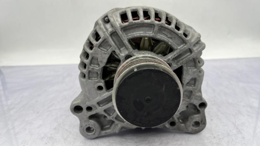 Alternateur VOLKSWAGEN POLO 5 PHASE 1 Diesel