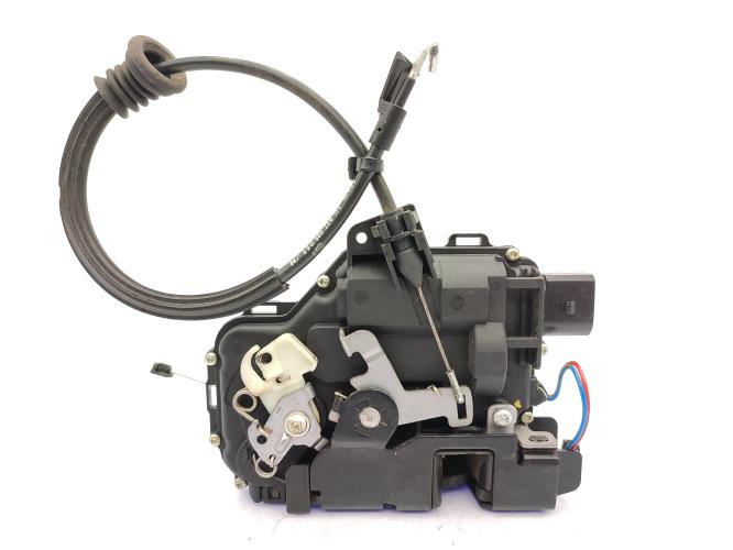 Serrure avant gauche VOLKSWAGEN BORA Diesel