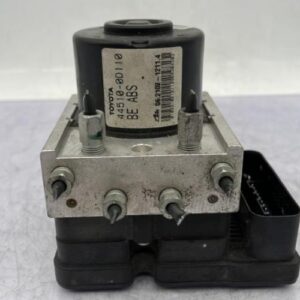 Bloc ABS (freins anti-blocage) TOYOTA YARIS 2 PHASE 2 Essence