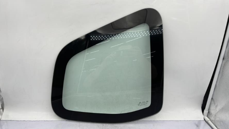 Custode arriere droit DACIA DUSTER 1 PHASE 1 Diesel