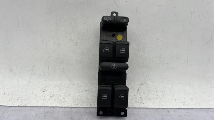 Interrupteur de leve vitre avant gauche VOLKSWAGEN GOLF 4 Diesel