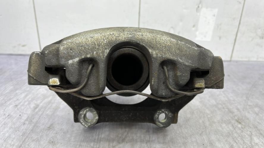 Etrier avant droit (freinage) VOLKSWAGEN GOLF 4 Diesel