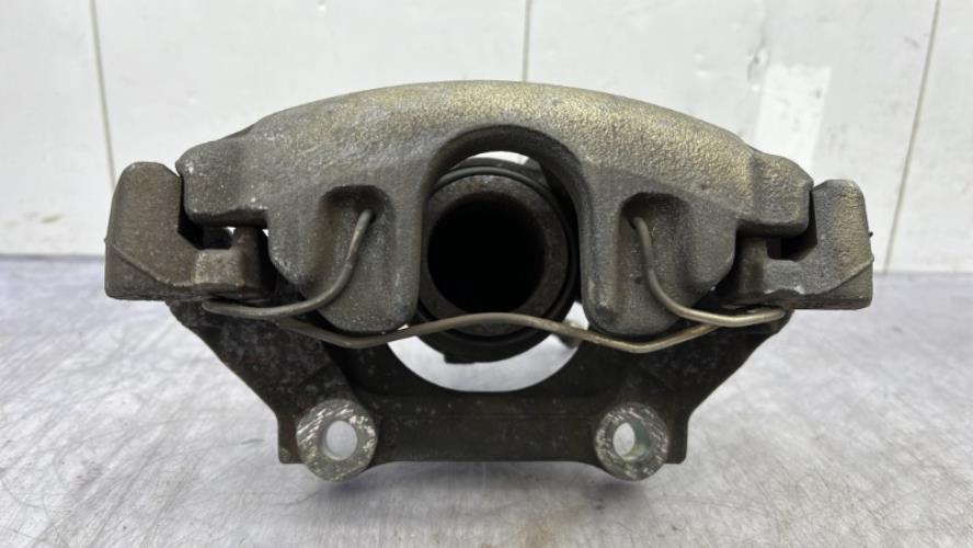 Etrier avant gauche (freinage) VOLKSWAGEN GOLF 4 Diesel