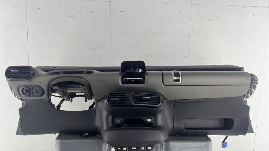 Tableau de bord CITROEN C4 CACTUS Diesel