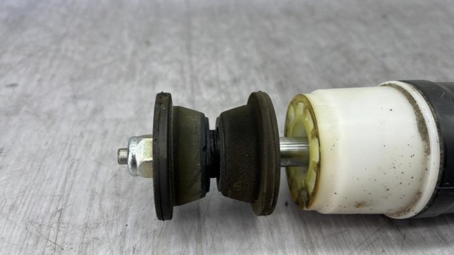 Amortisseur arriere gauche RENAULT CLIO 4 PHASE 2 Diesel