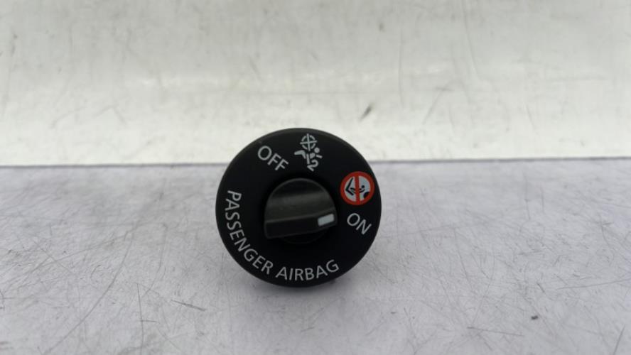 Commande de condamnation air bag RENAULT CLIO 4 PHASE 2 Diesel