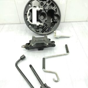Cric (Ensemble depannage) RENAULT CLIO 2 PHASE 2 Essence