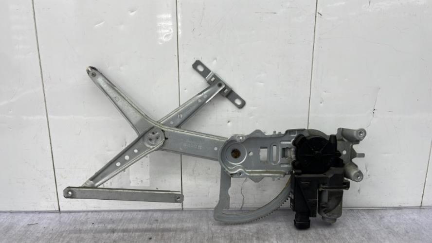 Leve vitre electrique avant gauche OPEL CORSA C PHASE 1 Essence