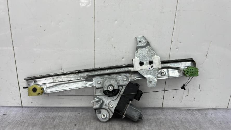 Leve vitre electrique avant gauche PEUGEOT 308 1 PHASE 2 Diesel