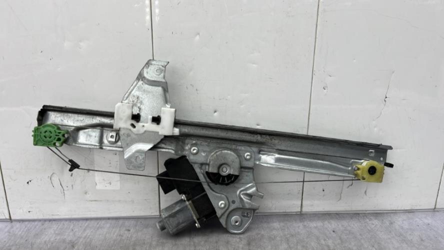 Leve vitre electrique avant droit PEUGEOT 308 1 PHASE 2 Diesel