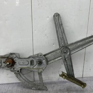 Leve vitre mecanique arriere droit PEUGEOT 205 PHASE 2 Diesel