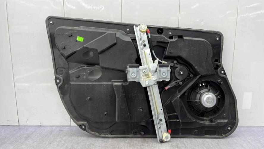 Leve vitre electrique avant droit FORD FIESTA 6 PHASE 1 Essence
