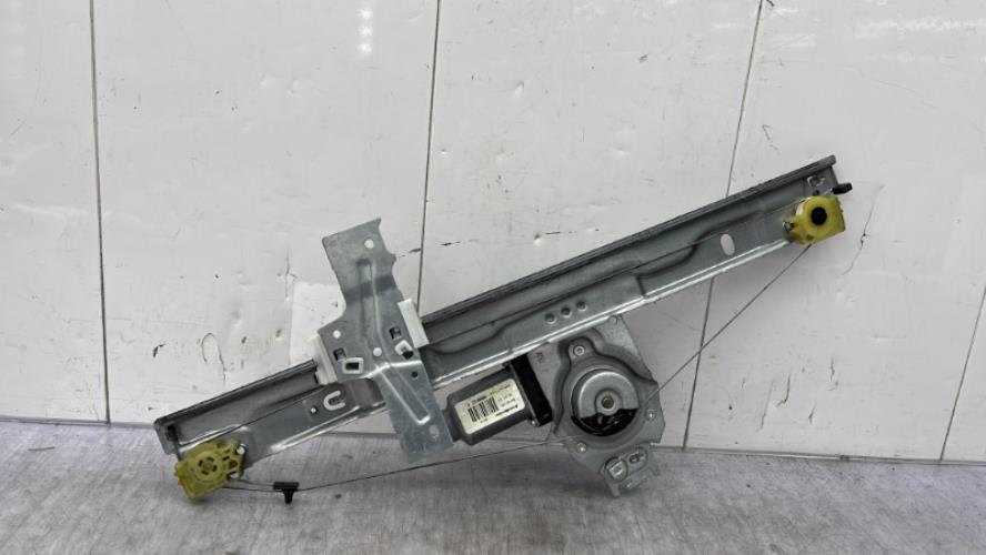 Leve vitre electrique avant droit PEUGEOT 207 PHASE 1 Diesel