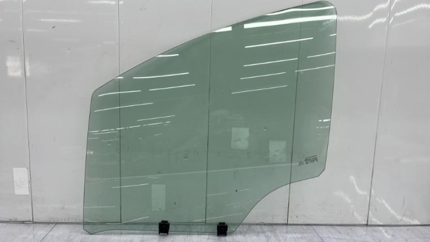 Vitre avant gauche CITROEN C3 2 PHASE 2 Diesel