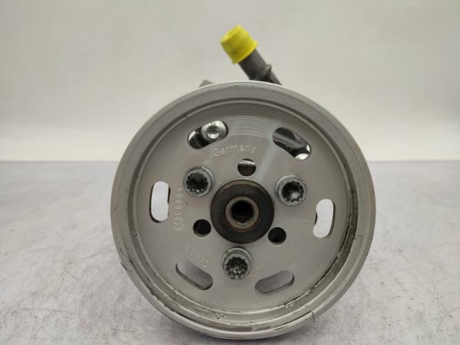 Pompe de direction AUDI A4 3 AVANT PHASE 1 BREAK Diesel