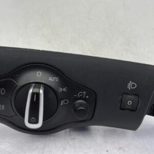 Commande de phare AUDI A4 3 AVANT PHASE 1 BREAK Diesel